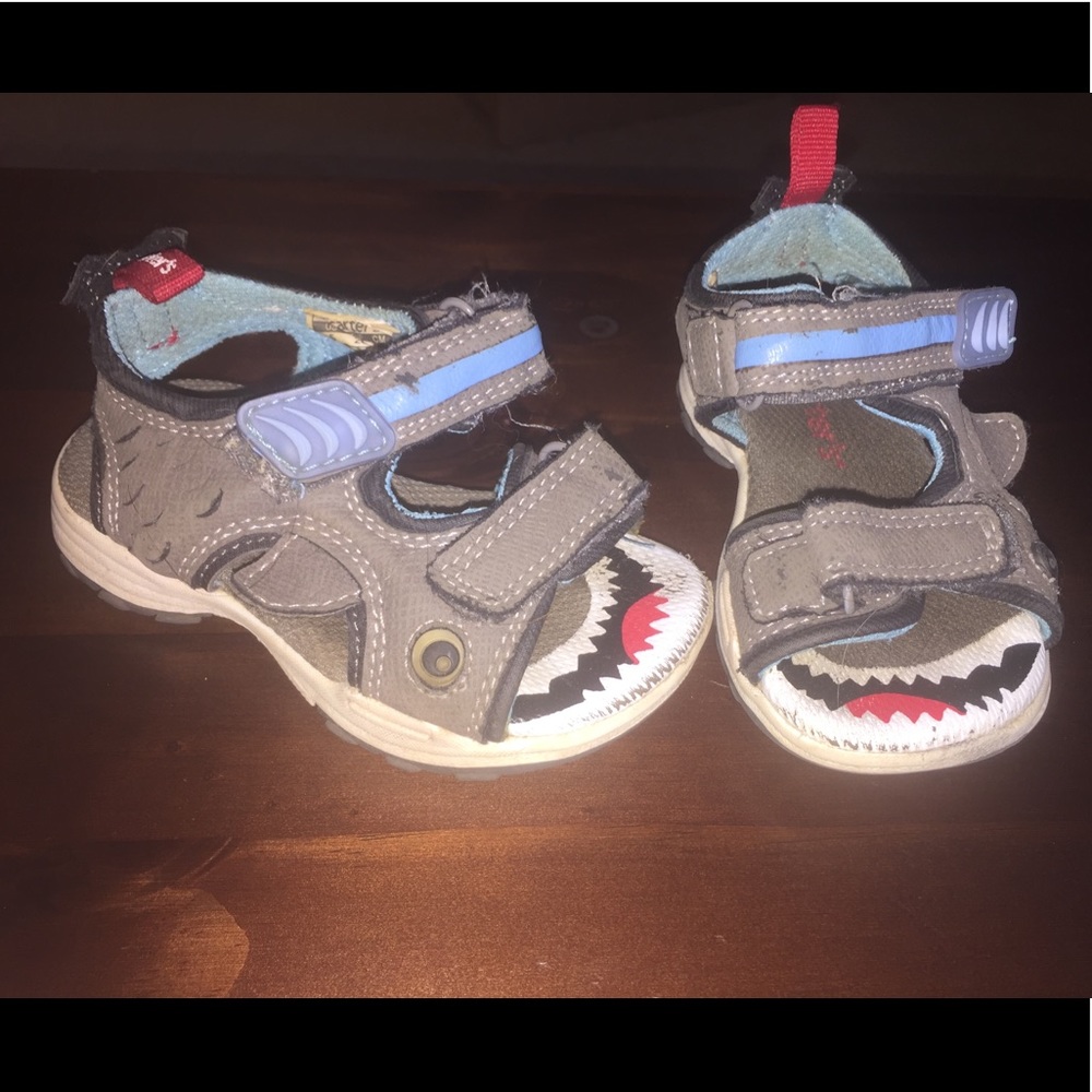 Shark sandals size 6